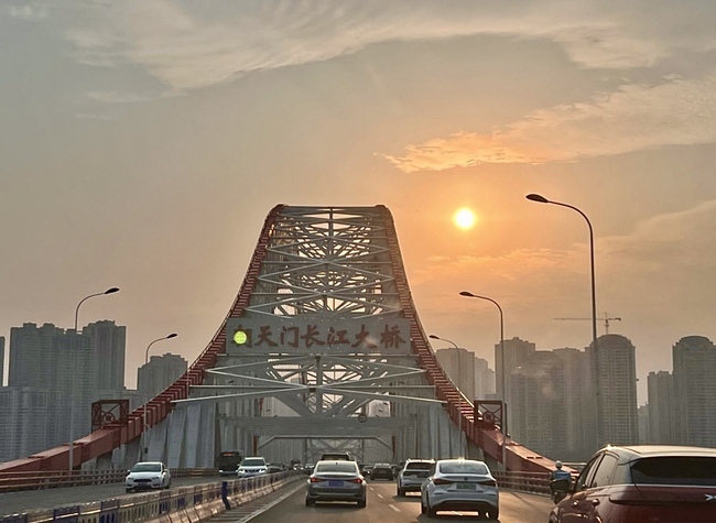 Bridge City Marvel: Chaotianmen Yangtze River Bridge to Host Rail and Road Traffic at Same Level