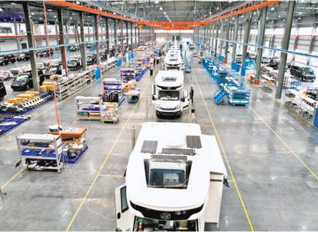 Leveraging Internet, 40-Year-Old Chongqing Auto Goes Global