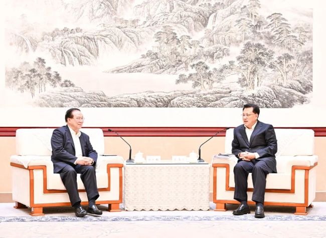 CK Asset Holdings Commits to High Standards and Cooperation for Chongqing's Growth