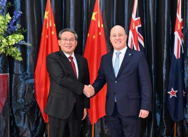 China, New Zealand Pledge to Expand Trade Scope, Deepen Personnel Exchanges