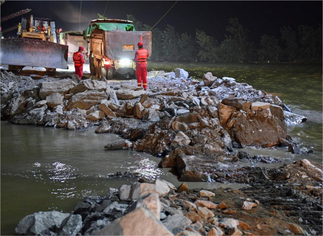 China Allocates More Funds to Support Flood Rescue Efforts