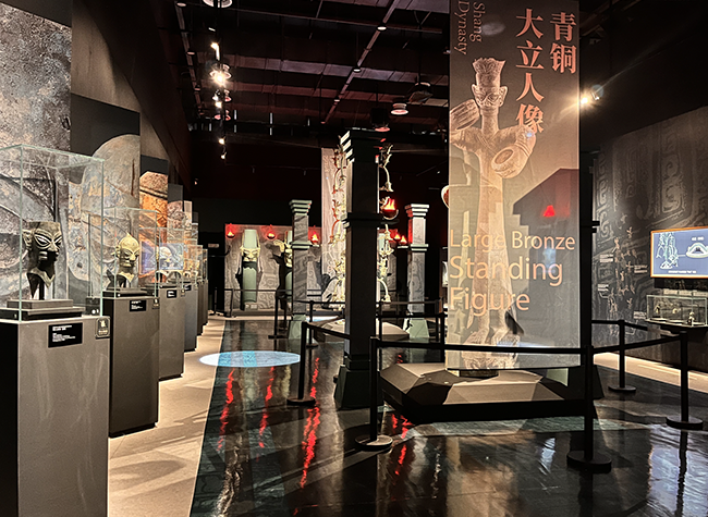 Immersive Sanxingdui Art Exhibition Debuts in Chongqing's Liangjiang New Area