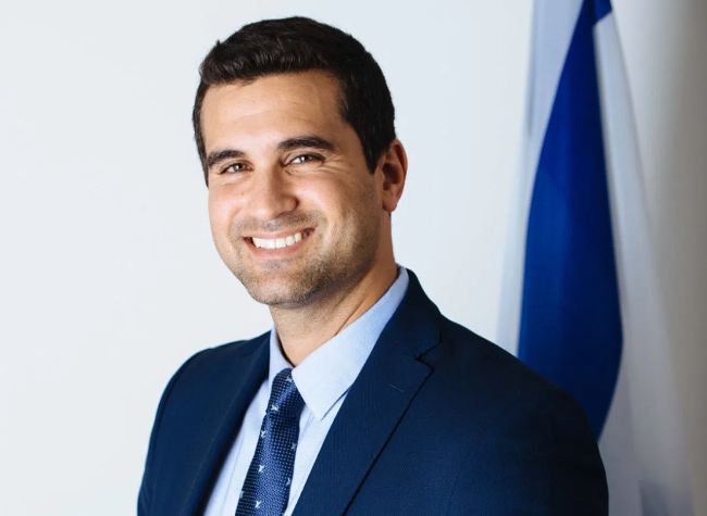 China's AVs Excel in Urban Testing Thanks to Advances in Cars, Roads, and Cloud Systems | Insights