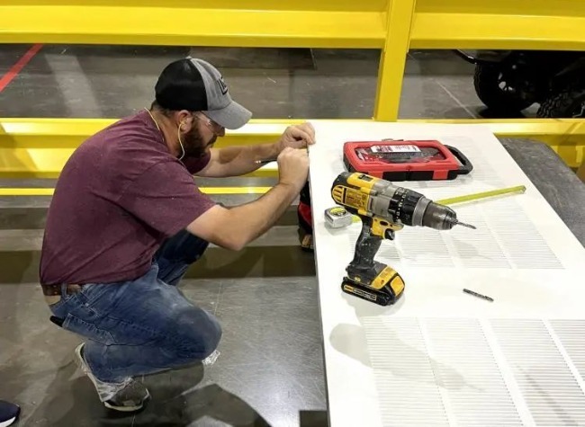 Chongqing Meixin Group's Louvered Doors Gain Popularity in the U.S.