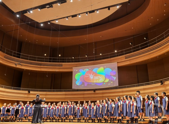 Chongqing Children's Choir Shines with Gold at Singapore Festival