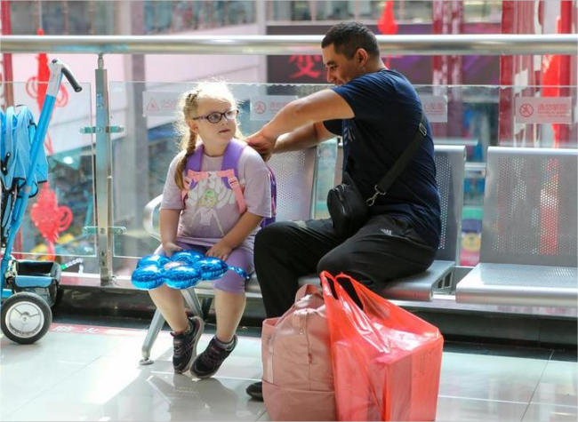 China Handles 110 Mln Entry-Exit Trips During Summer Vacation
