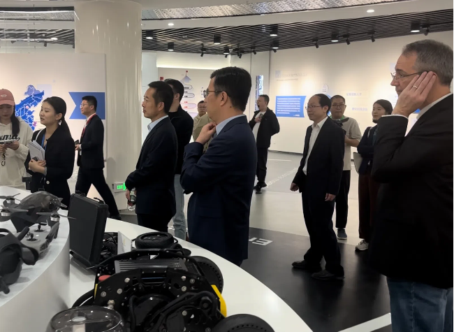 U.S. Enterprises Explore Investment Opportunities in Chongqing's Liangjiang New Area