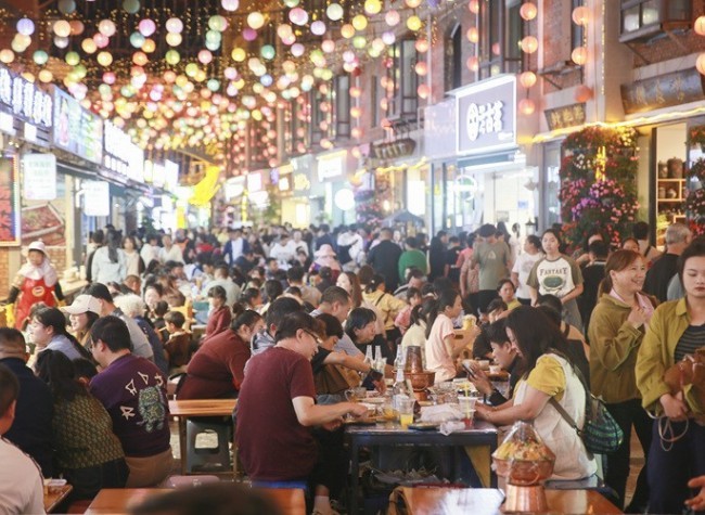 China Confident to Achieve Full-Year Growth Target: Economic Planner
