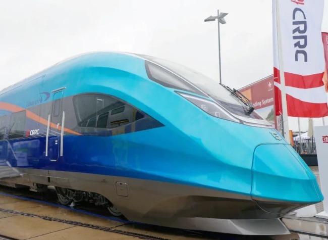China's First Hydrogen-powered Intelligent Intercity Train Set Unveiled at InnoTrans 2024
