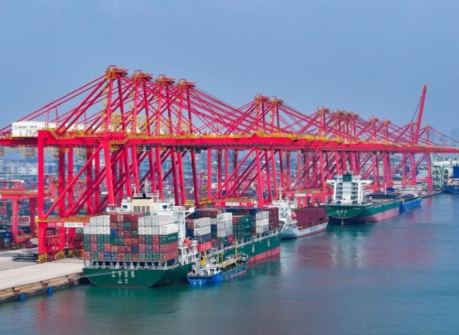 China's Foreign Trade Maintains Stable Growth, Structure Continues to Improve