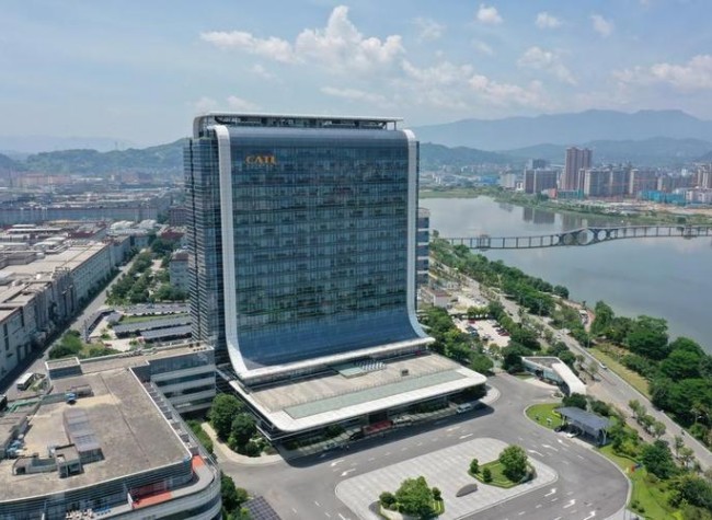 China's CATL Launches New Battery for Hybrid Vehicles