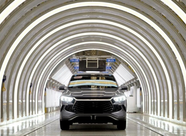 China's Industrial Sector Reports Steady Operations from Q1 to Q3