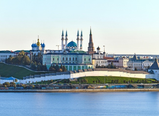 China's Chongqing Enhances Trade Exchanges with Other BRICS Countries, Imports and Exports in Q3 Up 2.6%