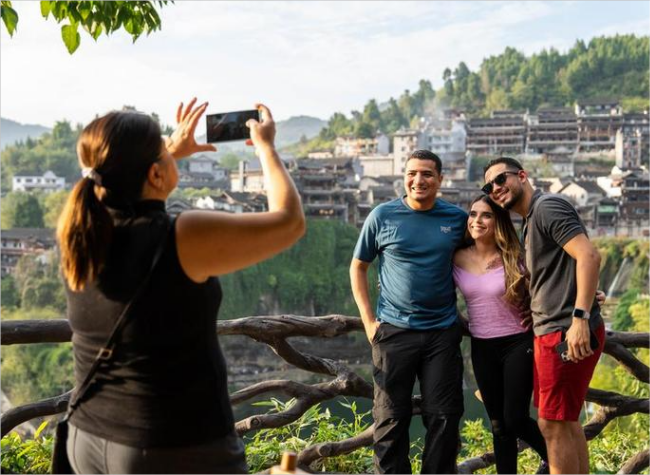 Riding Wave of 'China Travel,' International Tourists Explore Country's Hinterland