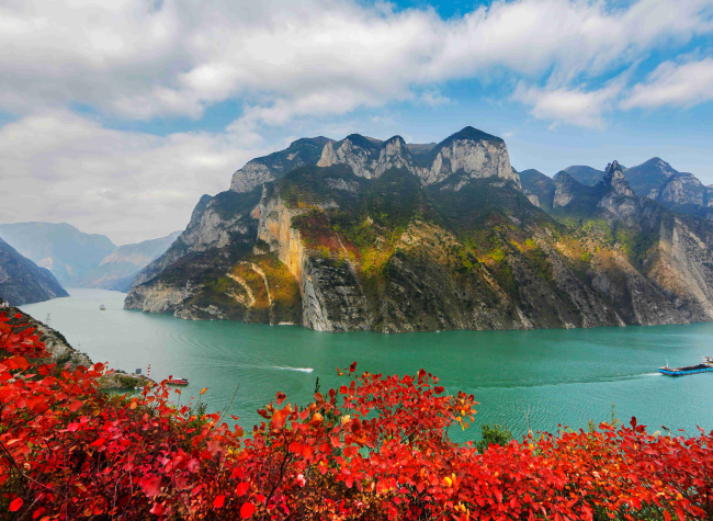 Wushan: A Model of Balanced Development Combining Nature and Progress