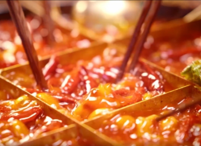 Chongqing Hotpot | Presented Like a Symphony