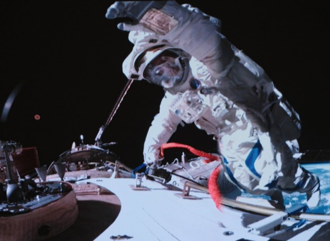 Shenzhou-19 Crew Completes First Extravehicular Activities