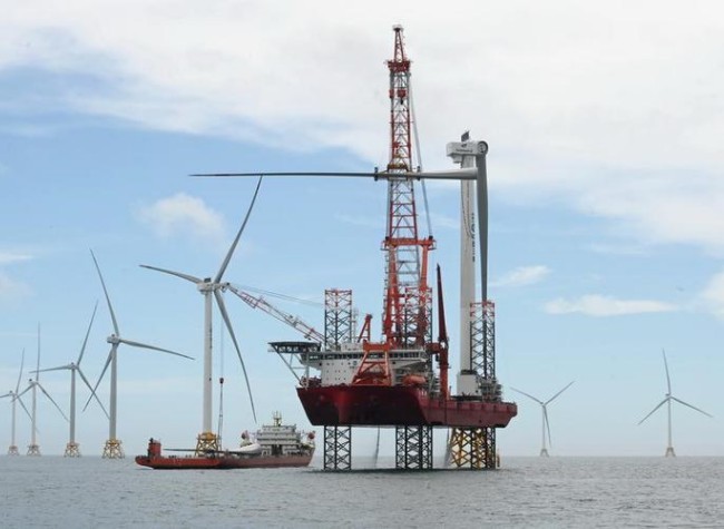 China Maintains High Utilization Rates of Wind, Solar Power
