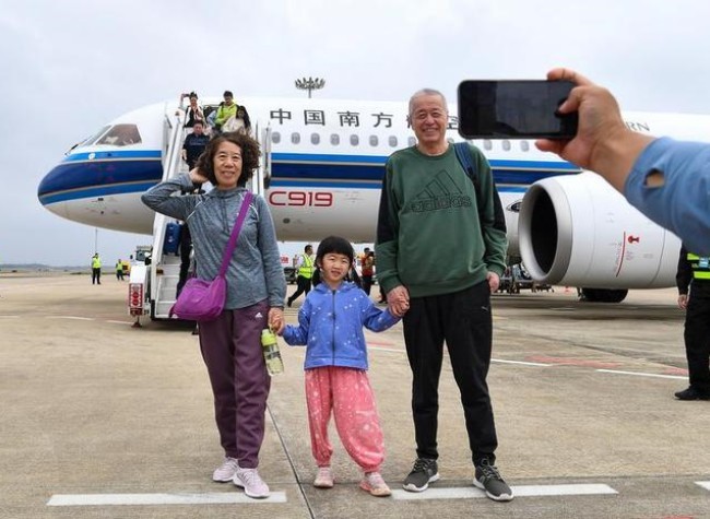 China's Homegrown C919 Aircraft Carries 1 Mln Passengers
