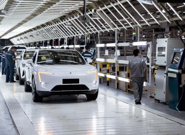 Chongqing EV Brands Surge with 24% Share in Premium Market Segment