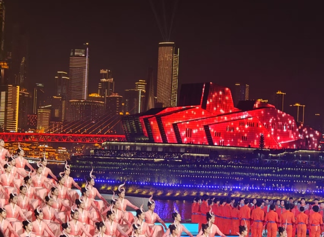 Backstage Stories on Chongqing's CMG Spring Festival Gala