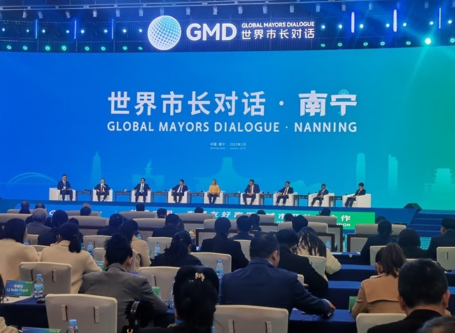 Global Mayors Dialogue in Nanning Deepens Relationship between Chinese and ASEAN Cities