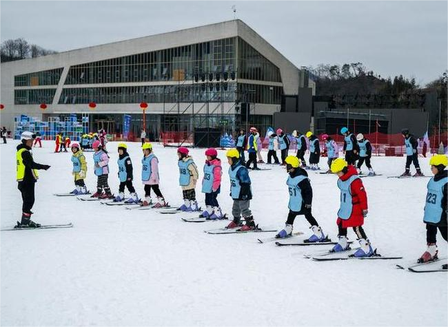 Chinese Enterprises Embrace New Opportunities in Ice and Snow Economy