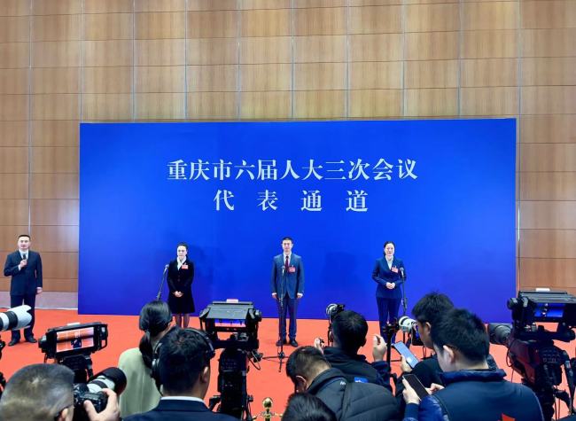 Community-Based Elderly Care Brings Services to Seniors' Doorsteps