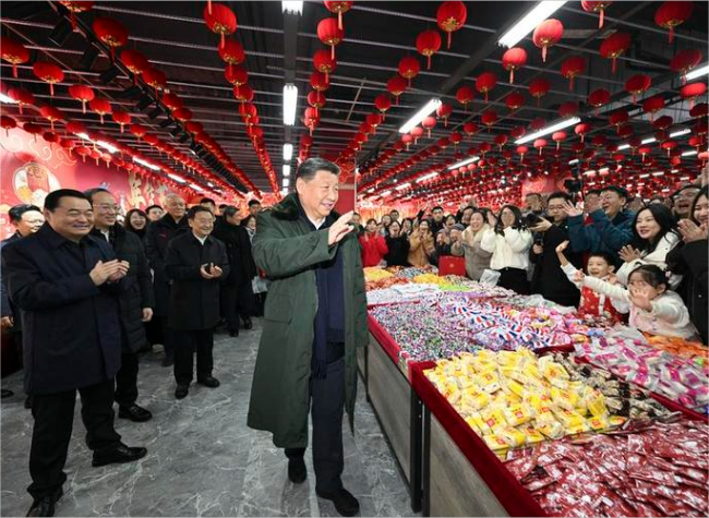 Xi Inspects NE China City Ahead of Spring Festival