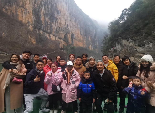 Overseas Chinese's New-Year Chongqing Journey Concluded Successfully