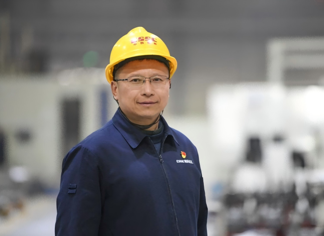 Boosting Domestic Production of High-End Machine Tools to Overcome Manufacturing Bottlenecks | Vision Crafters