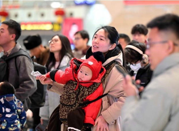From Railway Tracks to the Open Skies, a Thirst for Reunion Fuels China's Spring Festival Travel Rush