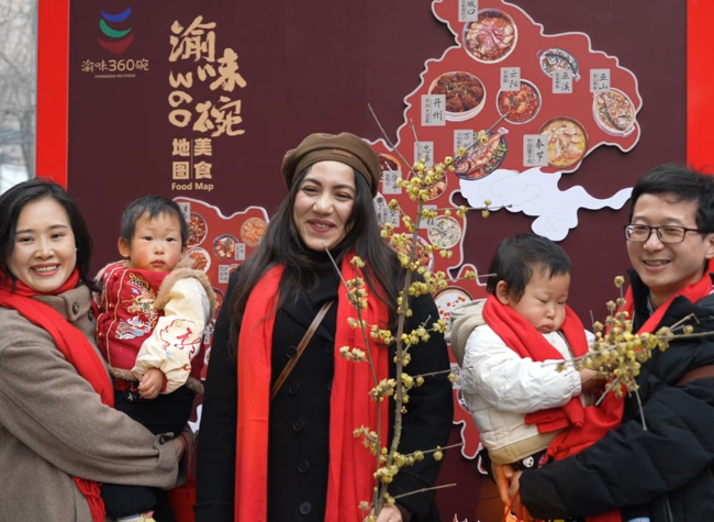 Overseas Chinese Celebrate Chinese New Year with Food, Festivities in Chongqing