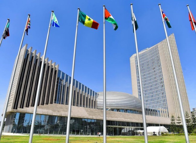 Xi's Congratulatory Message to 38th AU Summit Draws Warm Responses