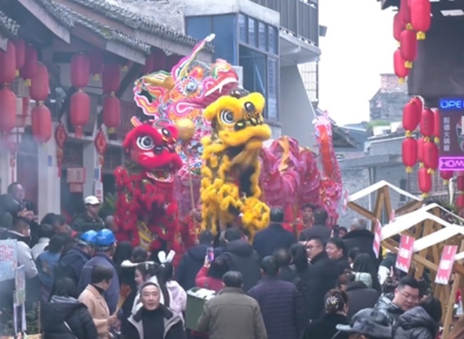 Chongqing Celebrate the Spring Festival with Festive Events