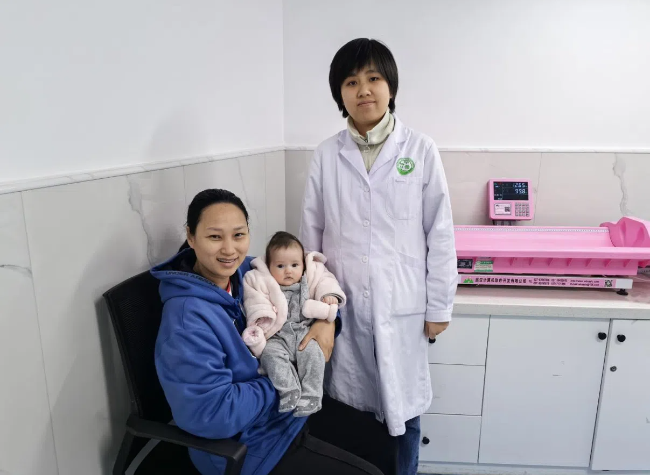 Community Health Service Center Breaks Language Barriers to Support Expatriate Residents