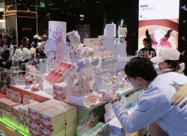 Old Brand Retailers Refreshed into New Urban Escape amid Consumption Stimulation