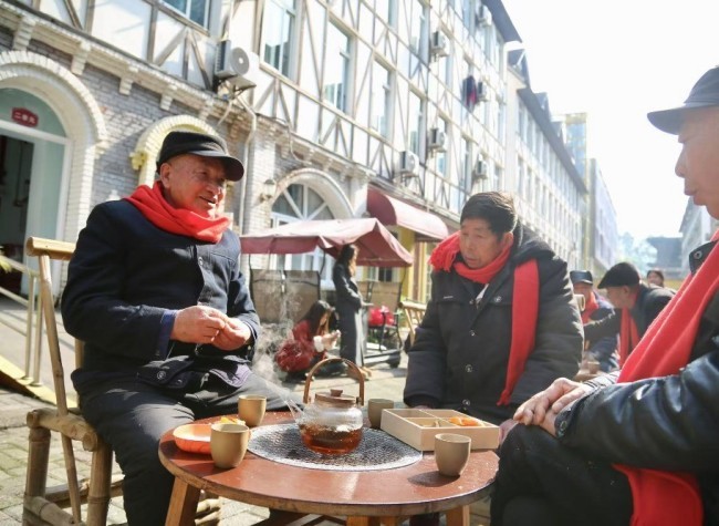 Rising Silver Tourism Adapts to Senior Needs