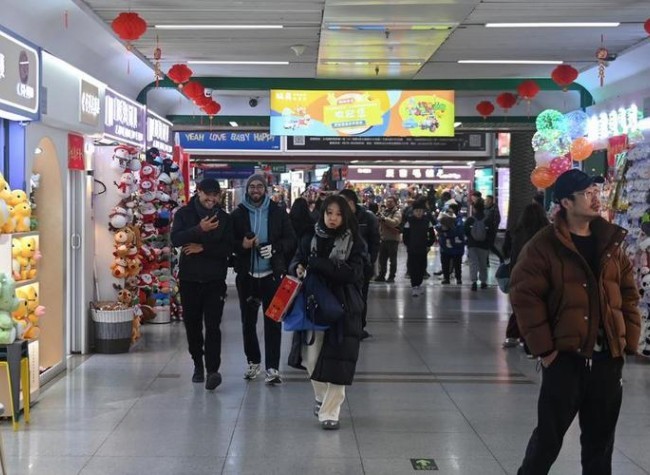 'World's Supermarket' Navigates Trade Changes with Resilience, Innovation