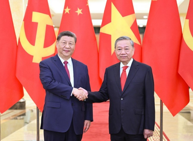 Xi Calls for Deepening Building of China-Vietnam Community with a Shared Future