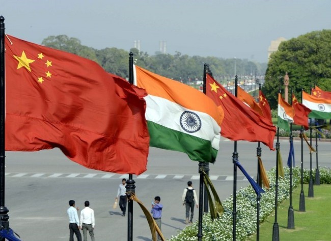 Xi, Indian President Exchange Congratulations on 75th Anniversary of Ties