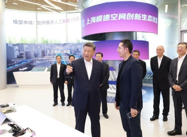 Xi Inspects Shanghai Large-Model Incubator, Underscoring China's AI Ambitions