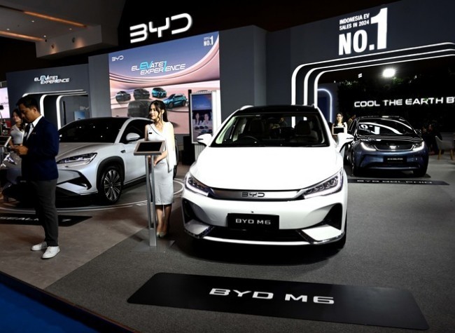 China's Auto Market Maintains Robust Growth in January-April