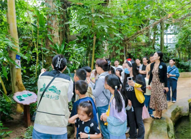 'Beautiful China, Childlike Paintings' Ecological Culture Event Successfully Held in Chongqing