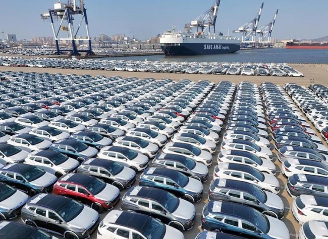 China's Foreign Trade Maintains Resilience Despite Headwinds