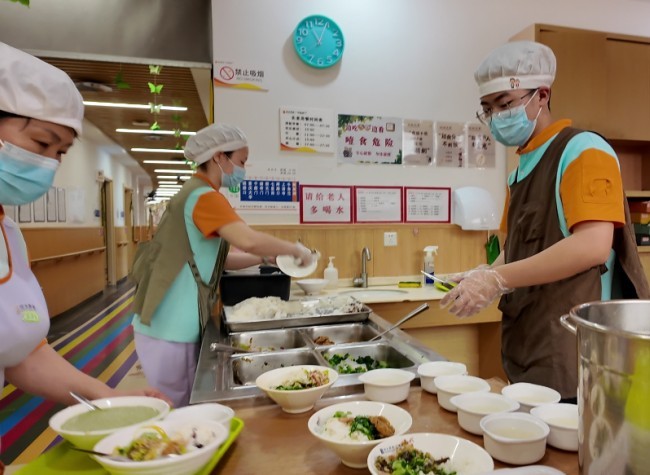 Can Eldercare Draw More Young Workers Amid Growing Demand? | Insights