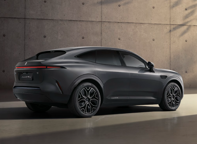 Luxury EV Brand AVATR 11 Debuts in Singapore, Marking Southeast Asia Entry