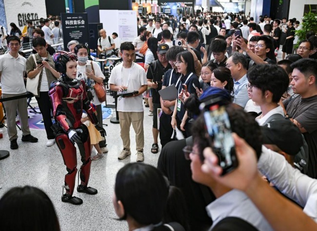 Chinese Government Proposes Creation of Global AI Cooperation Organization