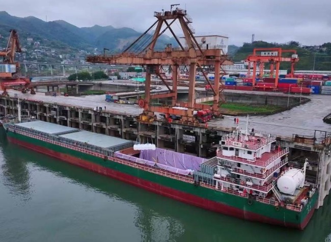 What Did Inland Chongqing Do Right to Boost Rail-Water Cargo by 19.6%?