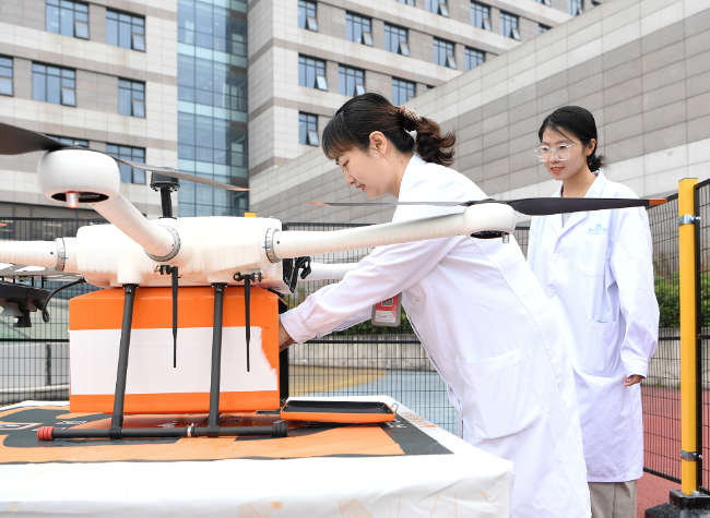 Chongqing's Low-Altitude Economy Sees Over 1.15 Million Flights in H1 2025